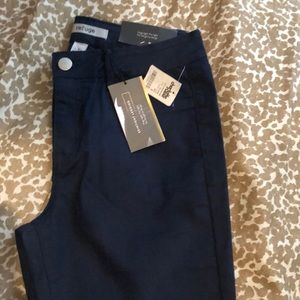 Refuge Navy Blue “Jegging”